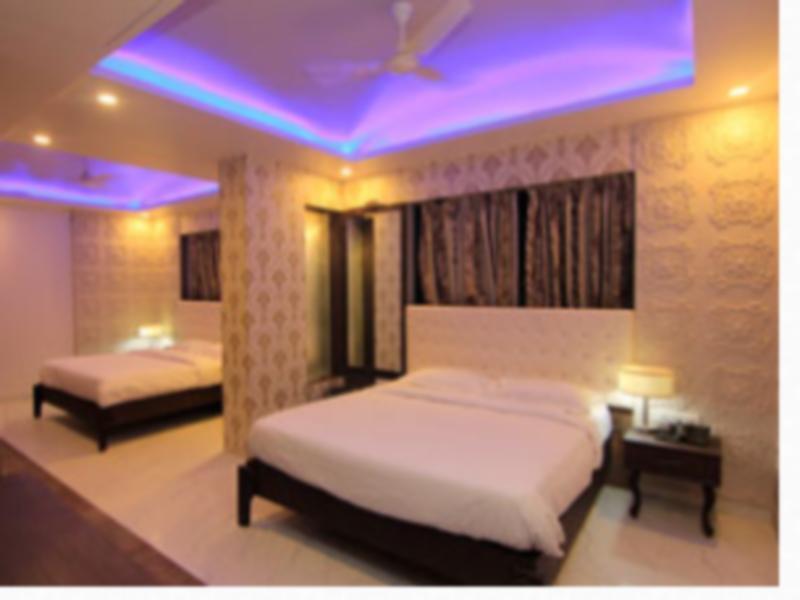 Hotel Sai Dharam Palace Ширди Экстерьер фото